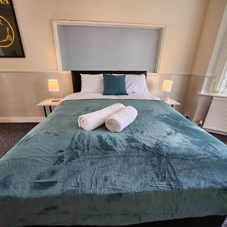 Sheldon Shared House Otel Solihull Dış mekan fotoğraf