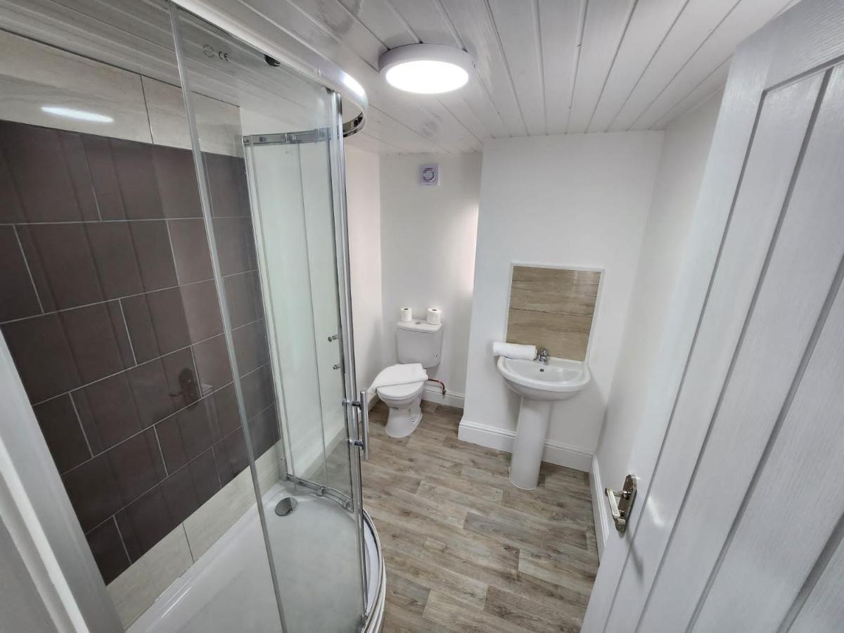 Sheldon Shared House Otel Solihull Dış mekan fotoğraf