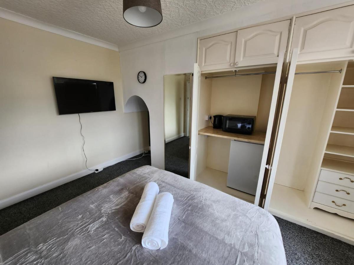 Sheldon Shared House Otel Solihull Dış mekan fotoğraf