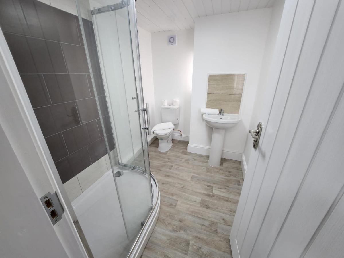 Sheldon Shared House Otel Solihull Dış mekan fotoğraf