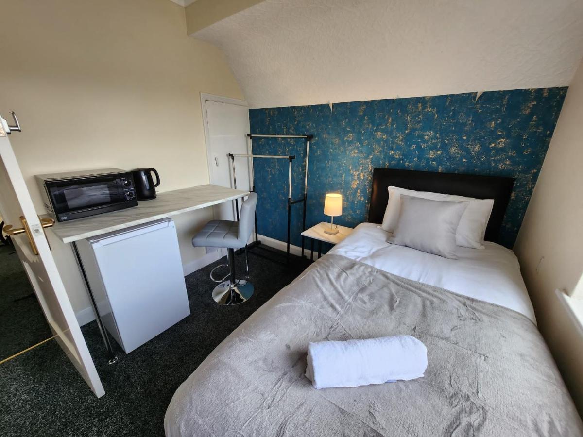 Sheldon Shared House Otel Solihull Dış mekan fotoğraf